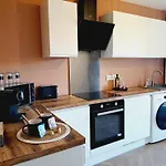 Spacieux Appartement Avec Balcon